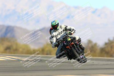 media/Jan-09-2022-SoCal Trackdays (Sun) [[2b1fec8404]]/Turn 14 (10am)/